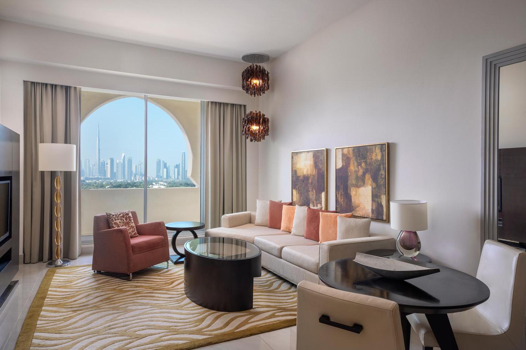 Marriott Executive Apartments Al Jaddaf, Дубай Экстерьер фото