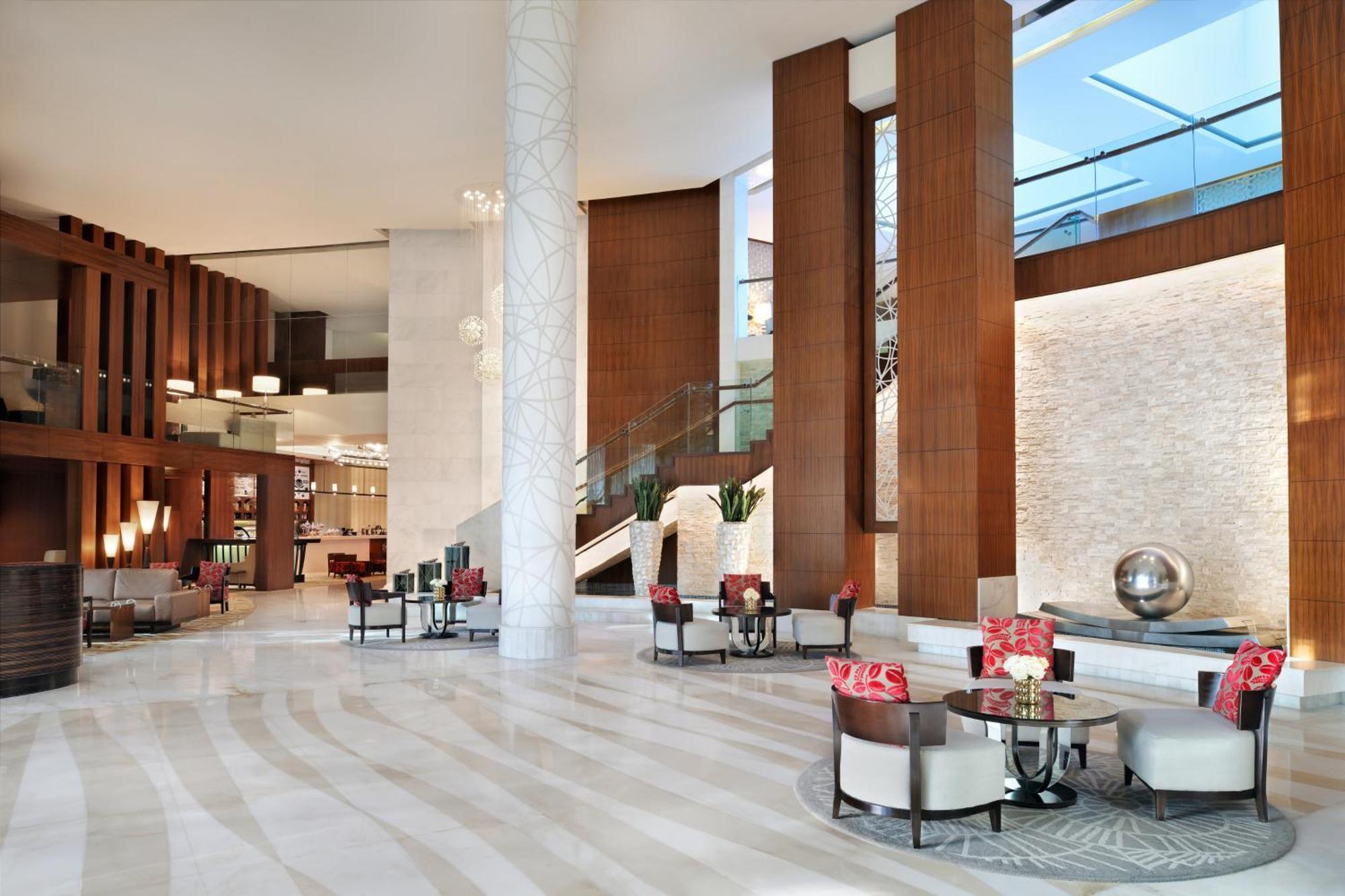 Marriott Executive Apartments Al Jaddaf, Дубай Экстерьер фото Lobby