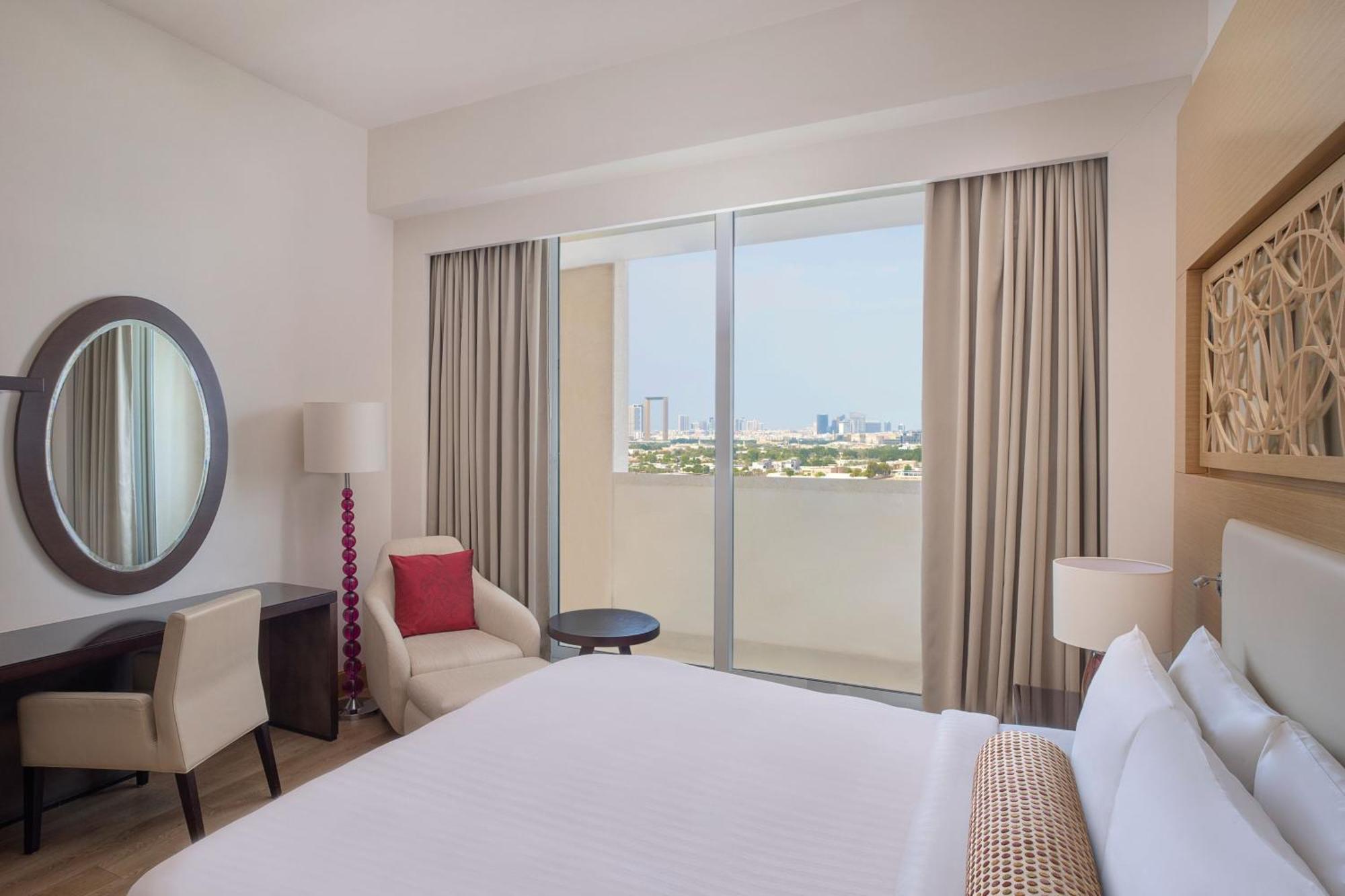 Marriott Executive Apartments Al Jaddaf, Дубай Экстерьер фото