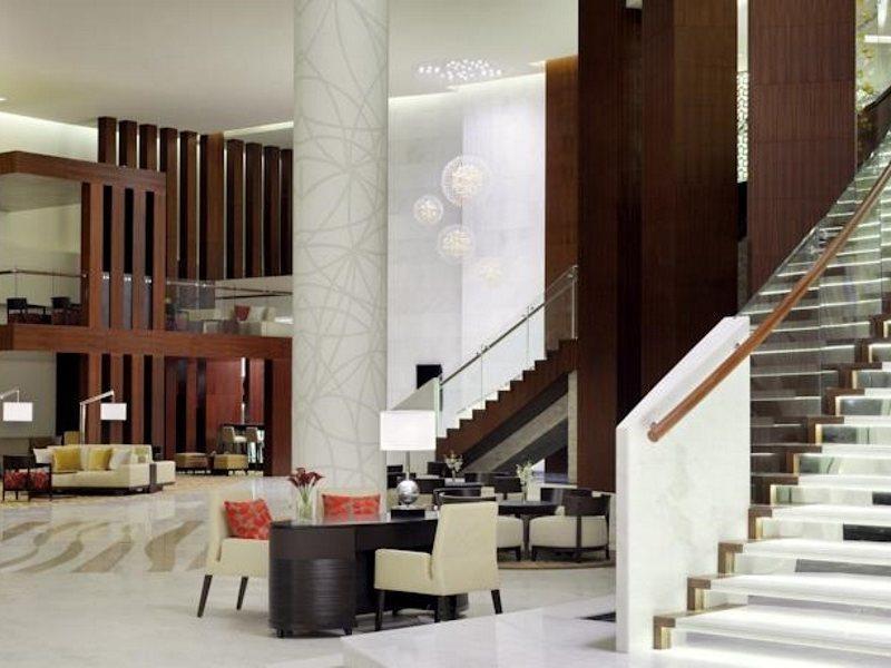 Marriott Executive Apartments Al Jaddaf, Дубай Экстерьер фото The lobby of the hotel
